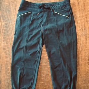 Athleta jogger Pants 54023 Black Drawstring Pocket